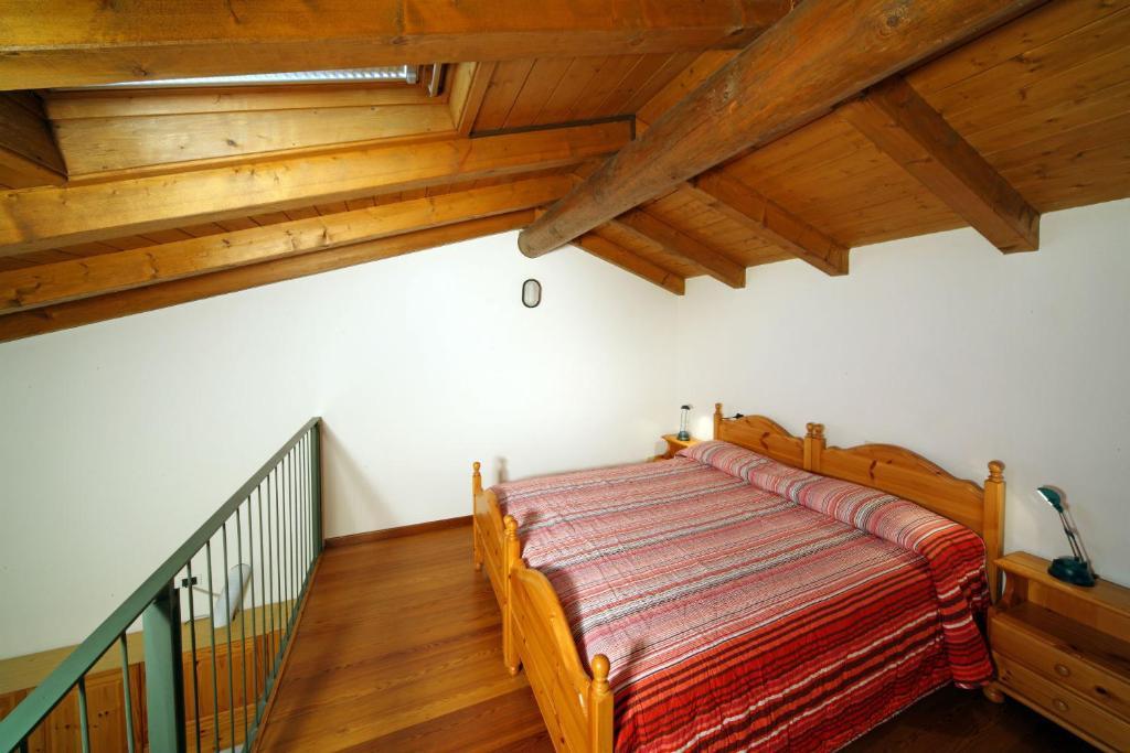 Гостевой дом Agriturismo La Breda Сан-Феличе-дель-Бенако Номер фото