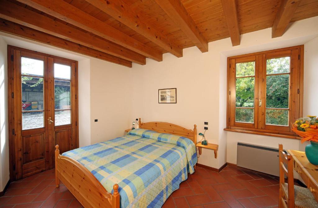 Гостевой дом Agriturismo La Breda Сан-Феличе-дель-Бенако Номер фото