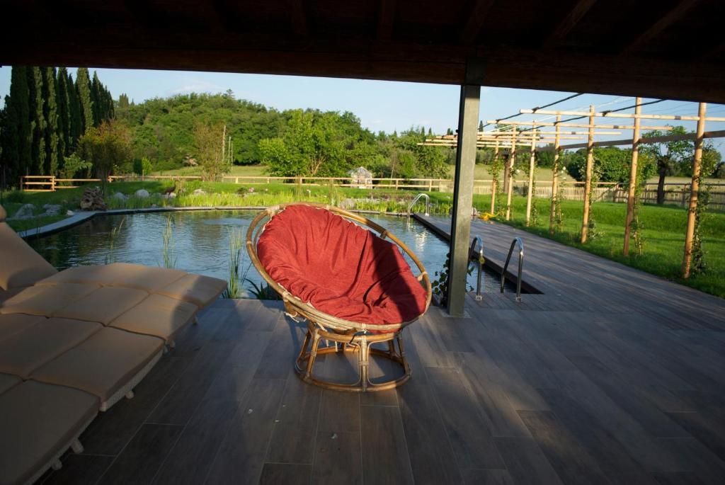 Гостевой дом Agriturismo La Breda Сан-Феличе-дель-Бенако Экстерьер фото